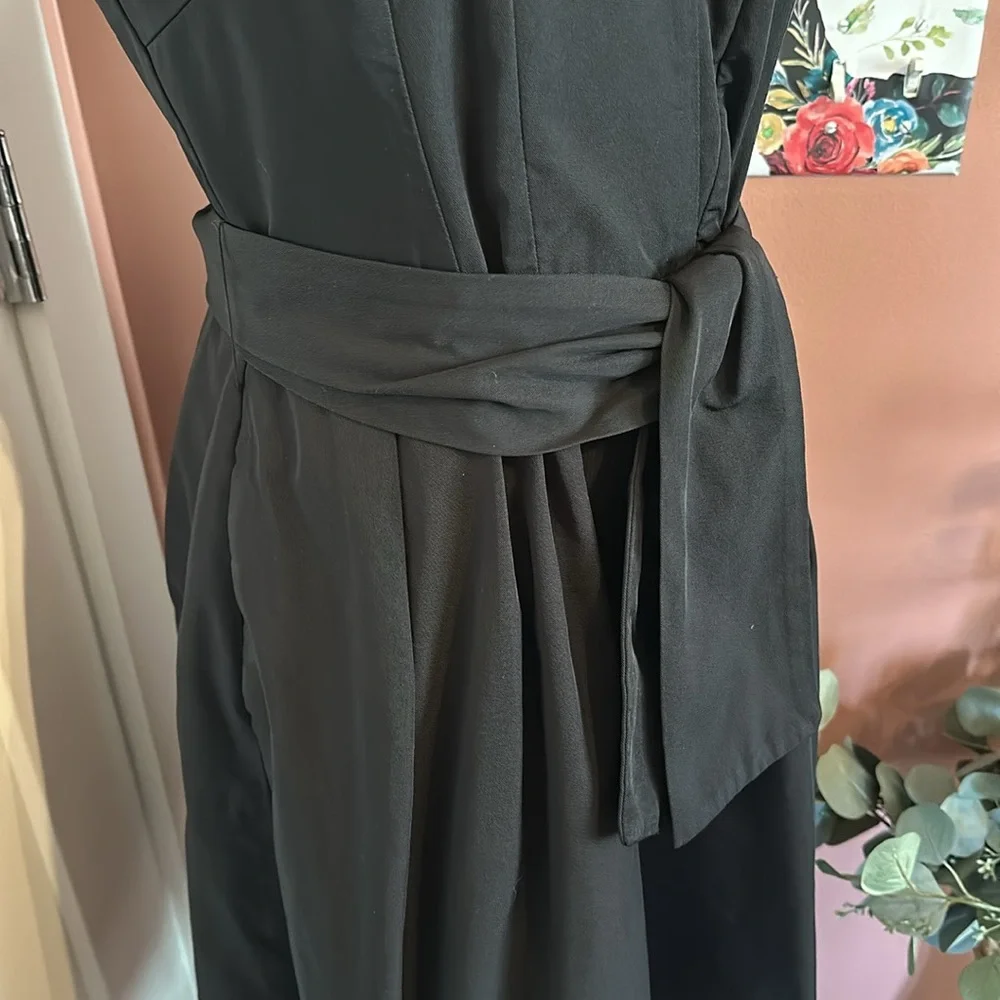 CUE made in Australia black origami faux wrap cap sleeve 6 mini pockets dress